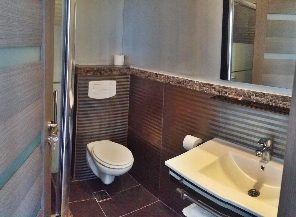Anacris Guesthouse CM 4