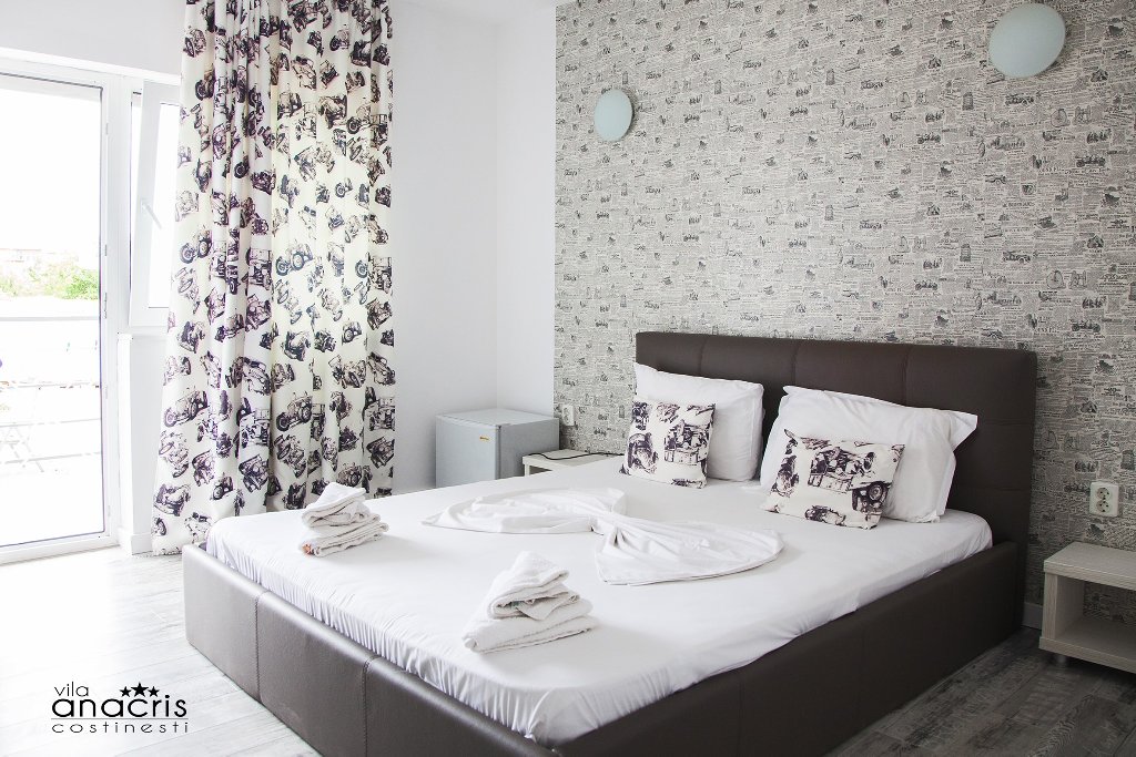 Anacris Guesthouse CM 6