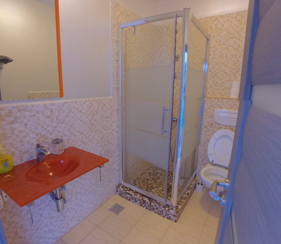 Anacris Guesthouse CM 10