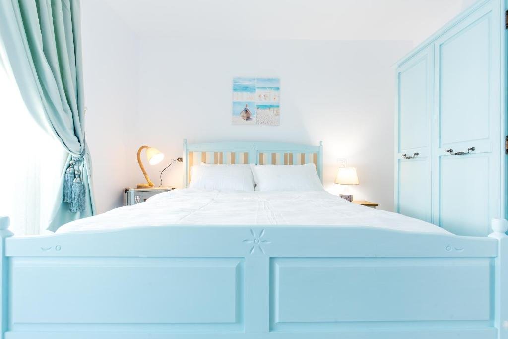 The Shore House CM 17