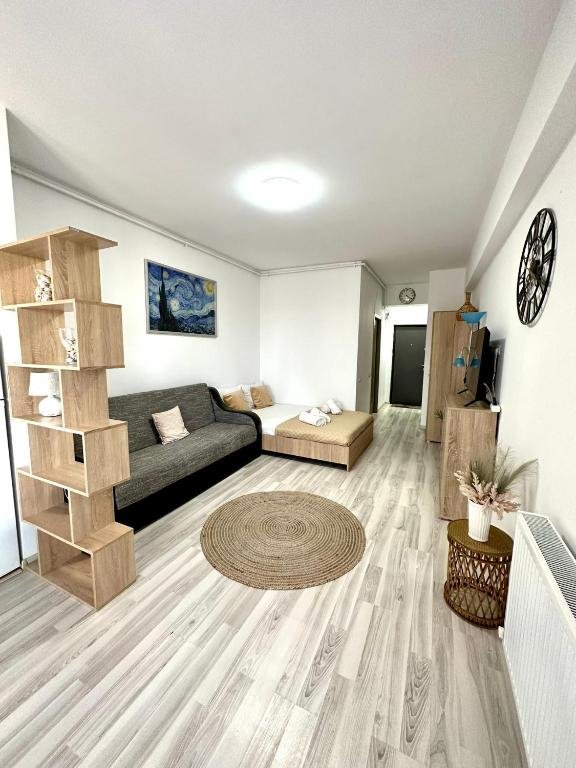 JOLIE Studios and Apartments CM 20