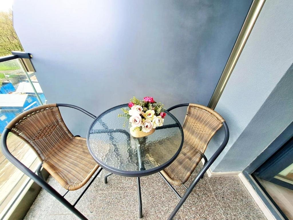 JOLIE Studios and Apartments CM 24