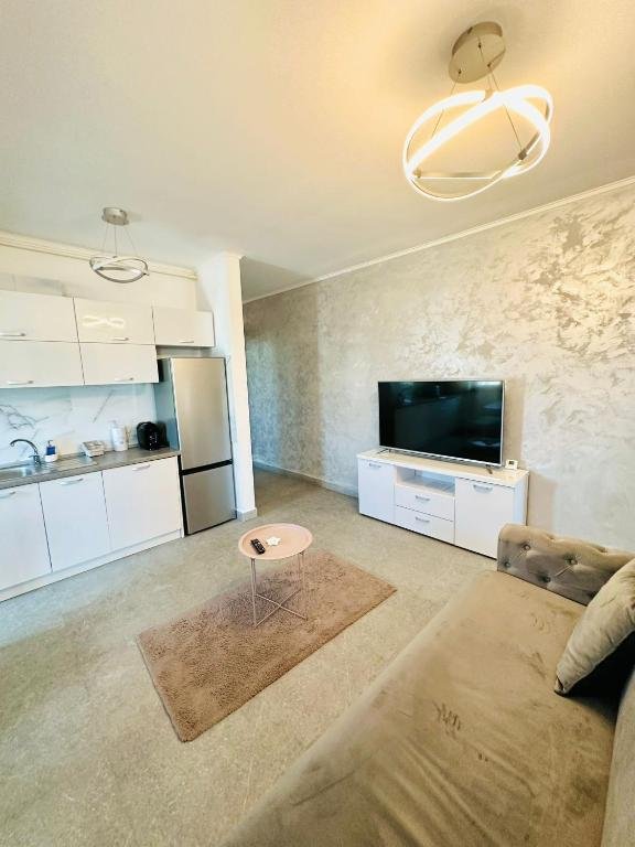JOLIE Studios and Apartments CM 34