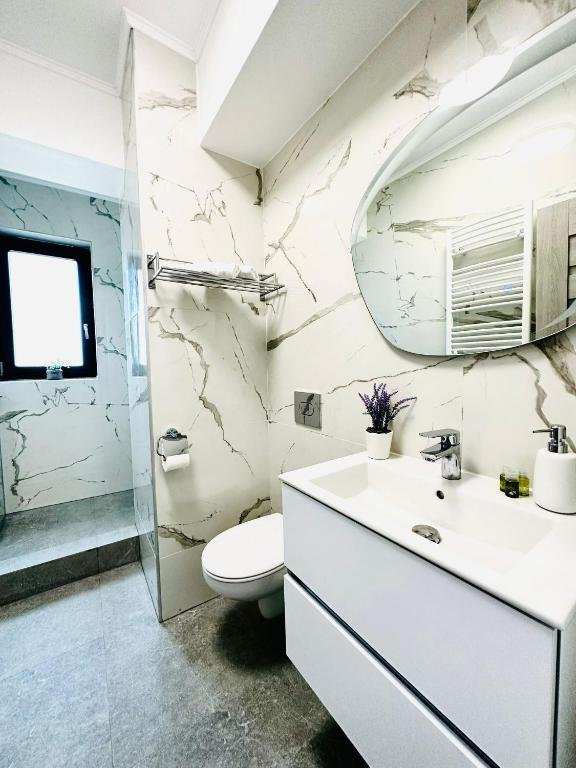 JOLIE Studios and Apartments CM 39