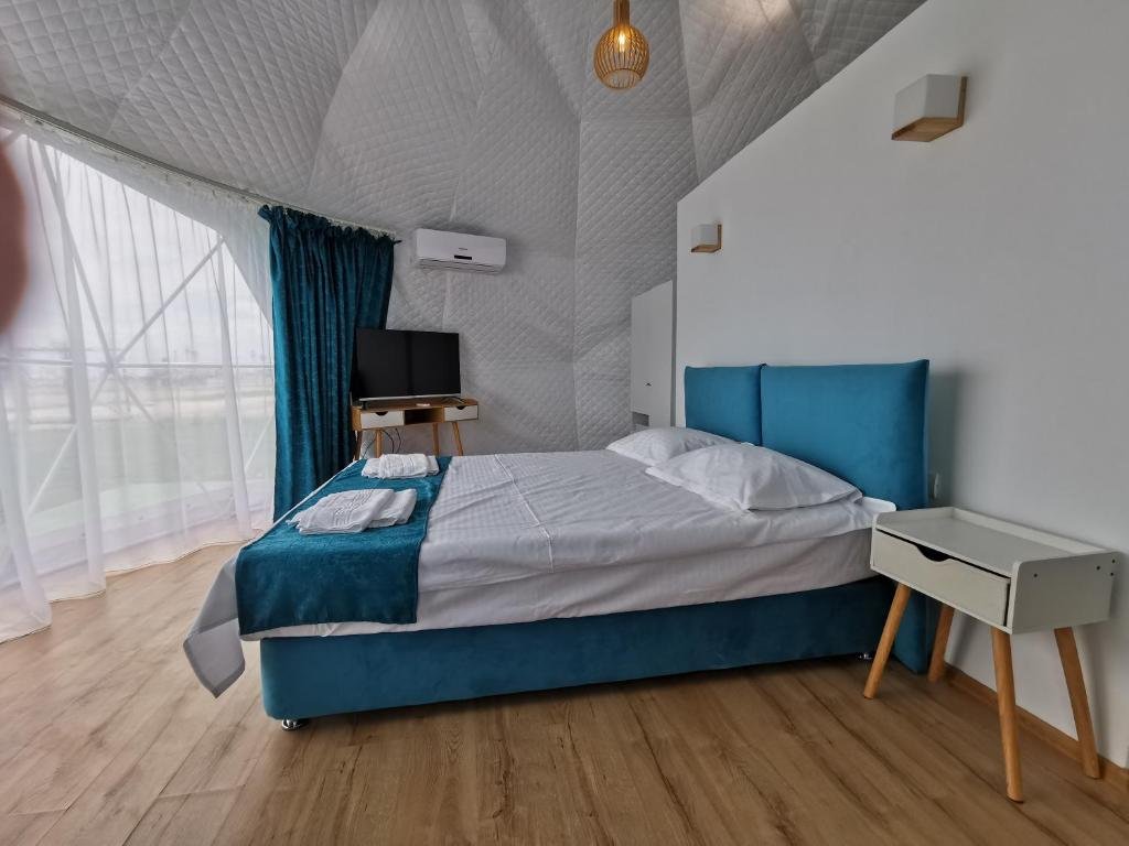 GLAMPING BY THE SEA CM 5