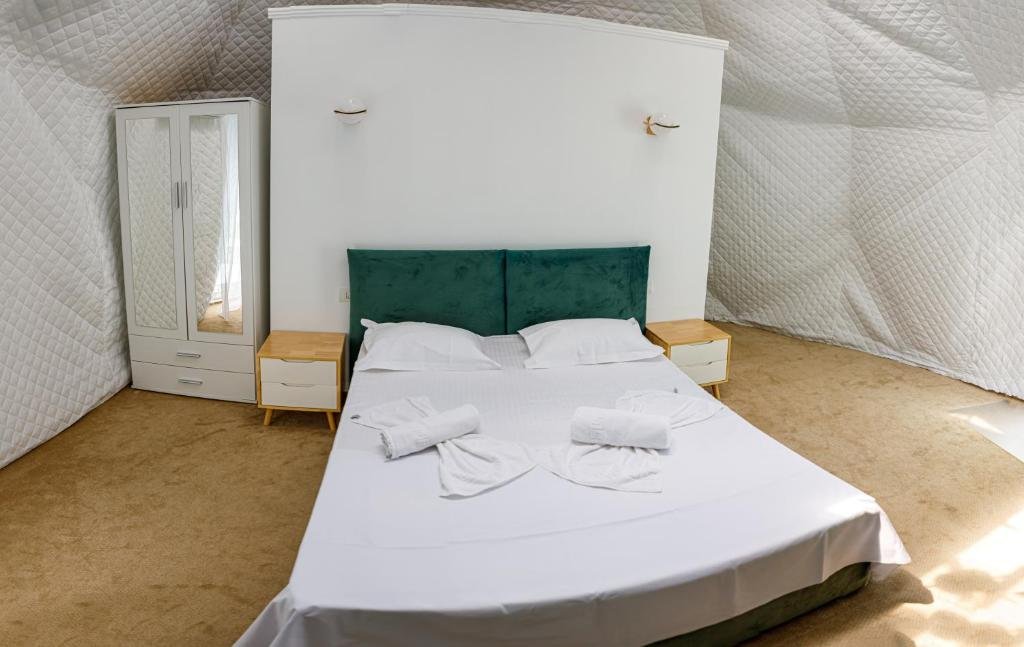 GLAMPING BY THE SEA CM 8