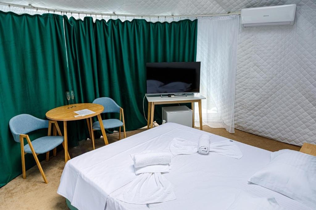 GLAMPING BY THE SEA CM 9