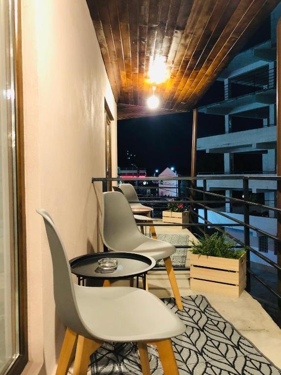 Camere de inchiriat CASA MARANTA CM 8