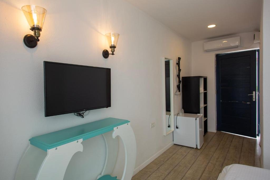 The Moon Villas CM 7