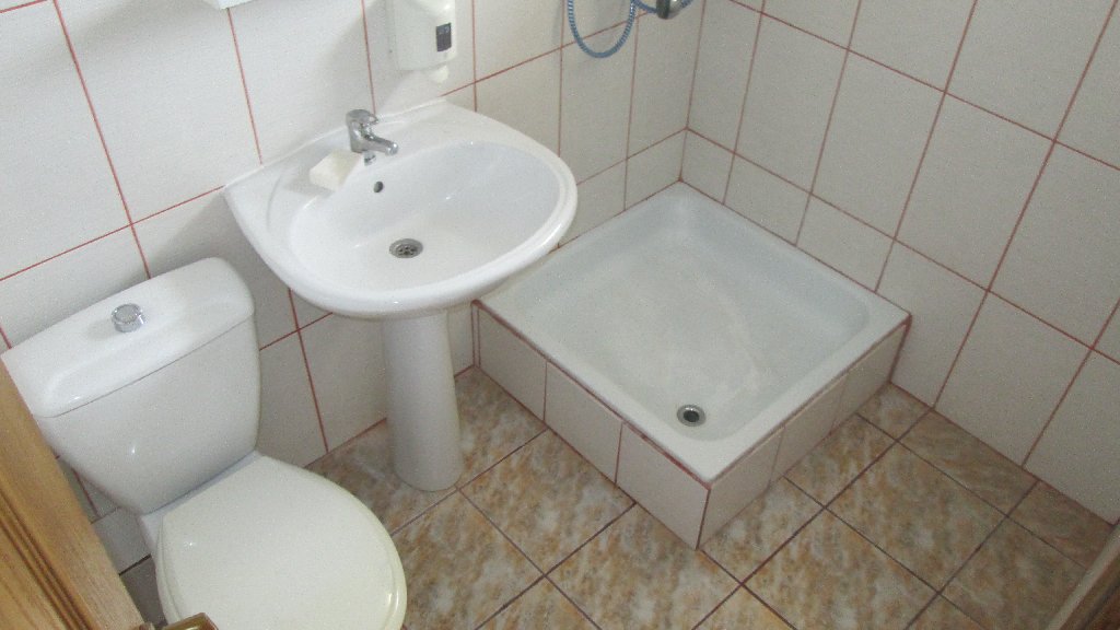 Sea Breeze Hostel CM 15