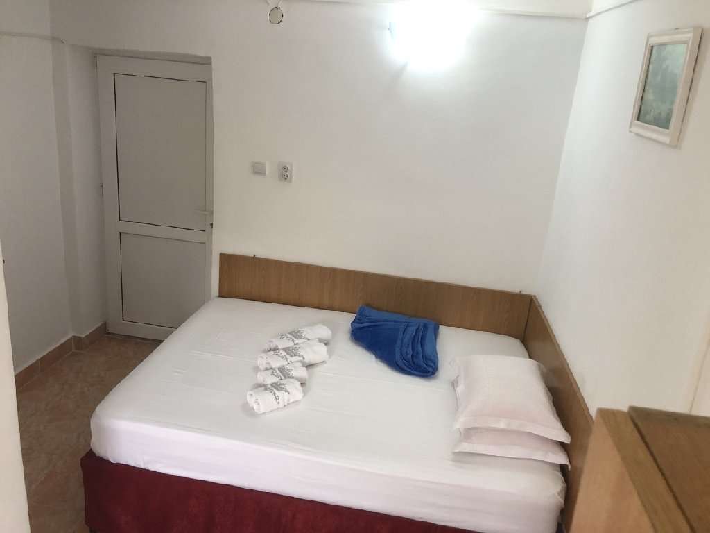 Sea Breeze Hostel CM 3