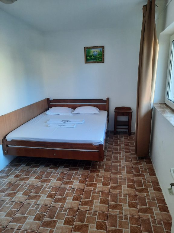 Sea Breeze Hostel CM 4