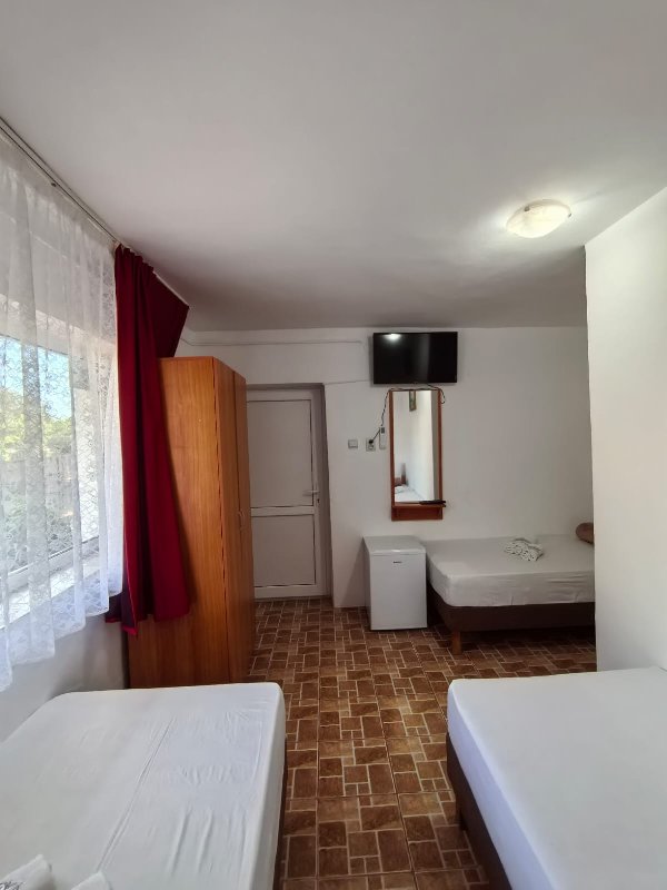Sea Breeze Hostel CM 6