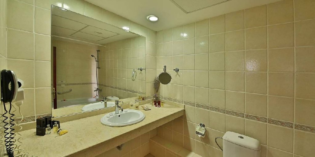 PRESTIGE HOTEL AND AQUA PARK 11