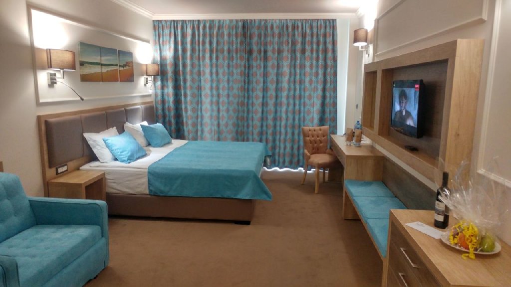 TIARA BEACH 6