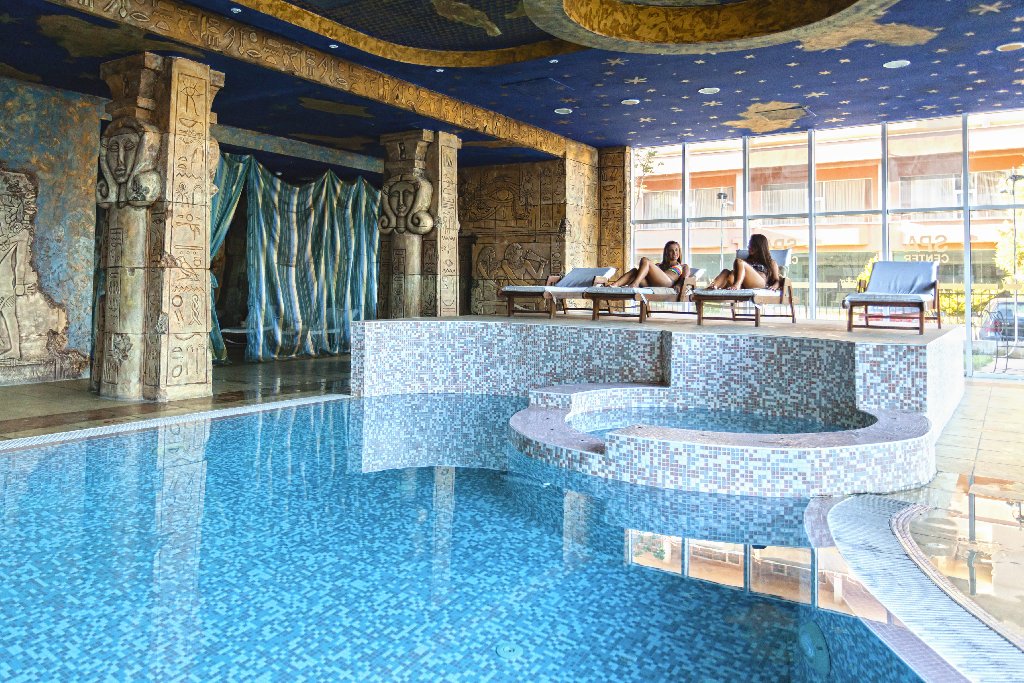 IMPERIAL RESORT 4