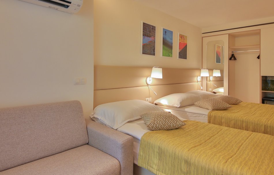 CALIMERA RALITSA SUPERIOR 11