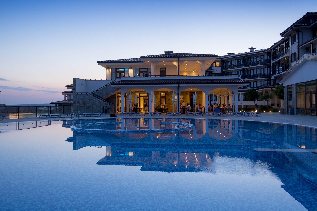 NEVIS RESORT 6