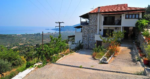AGNANTI STUDIOS & APARTMENTS 3