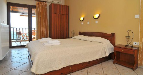 AGNANTI STUDIOS & APARTMENTS 5