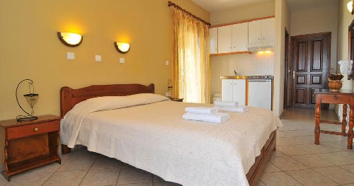 AGNANTI STUDIOS & APARTMENTS 6