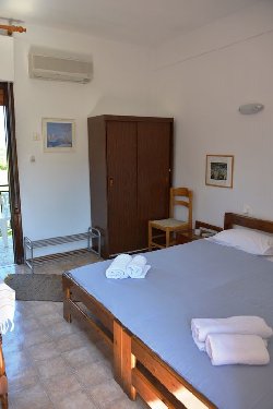 ARGIRO STUDIOS SKALA RAXONI 4