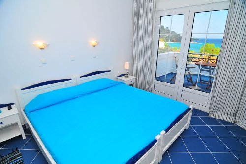 ATHINA STUDIOS GOLDEN BEACH 6
