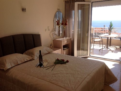 FINIKAS MESONETTE GOLDEN BEACH 2