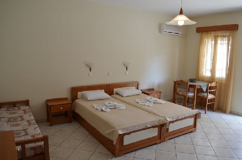 FOTINI BEACH STUDIOS GOLDEN BEACH 2
