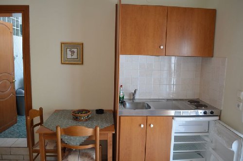 FOTINI BEACH STUDIOS GOLDEN BEACH 10