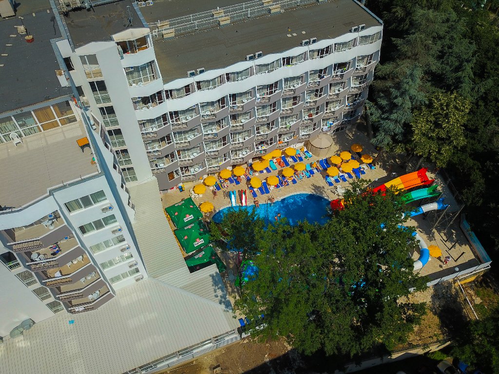PRESTIGE DELUXE AQUAPARK CLUB 2