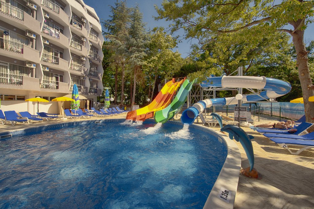 PRESTIGE DELUXE AQUAPARK CLUB 8