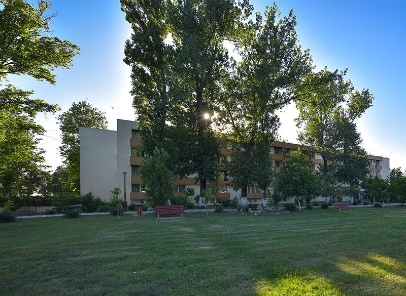 Complex Mediteranean 7