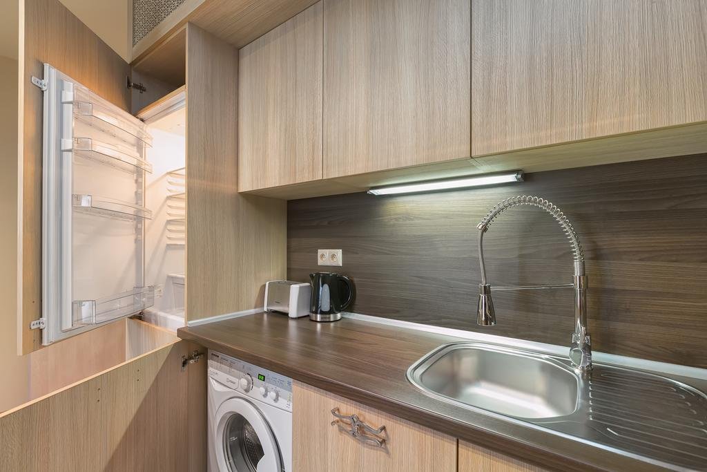ARGISHT PARTEZ APARTMENT COMPLEX 6