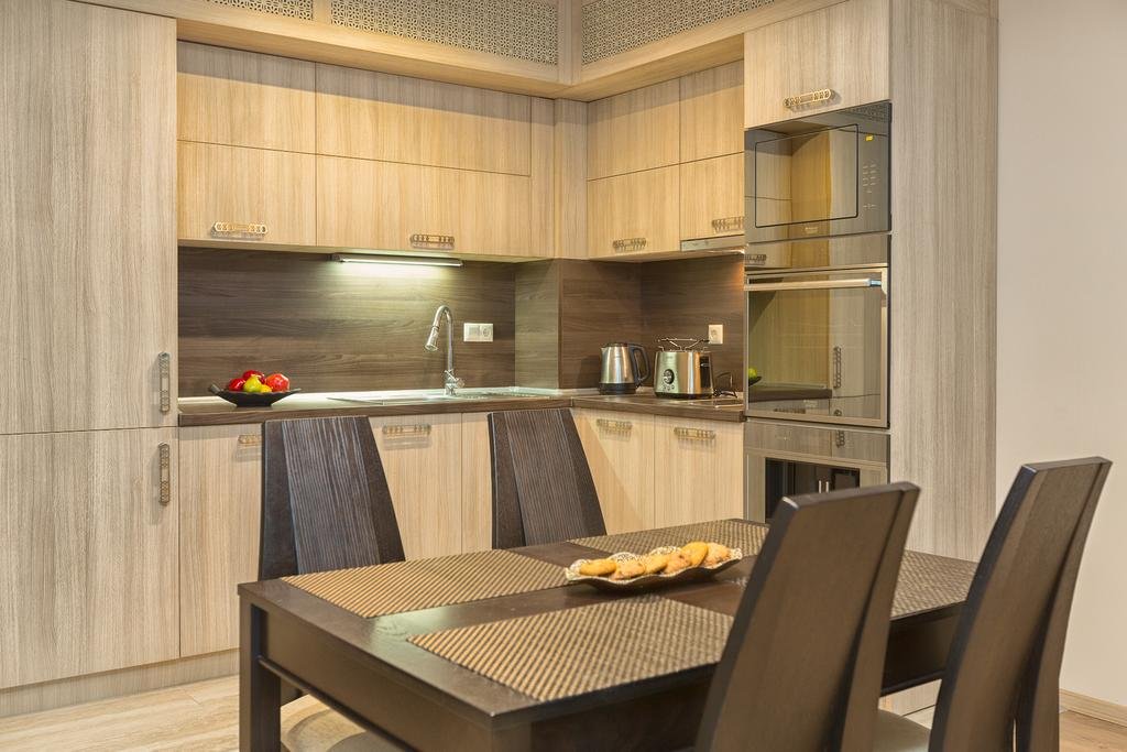 ARGISHT PARTEZ APARTMENT COMPLEX 9