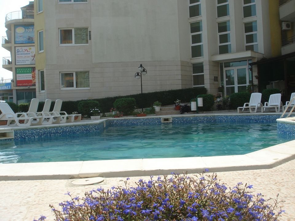 SEA REGAL 4