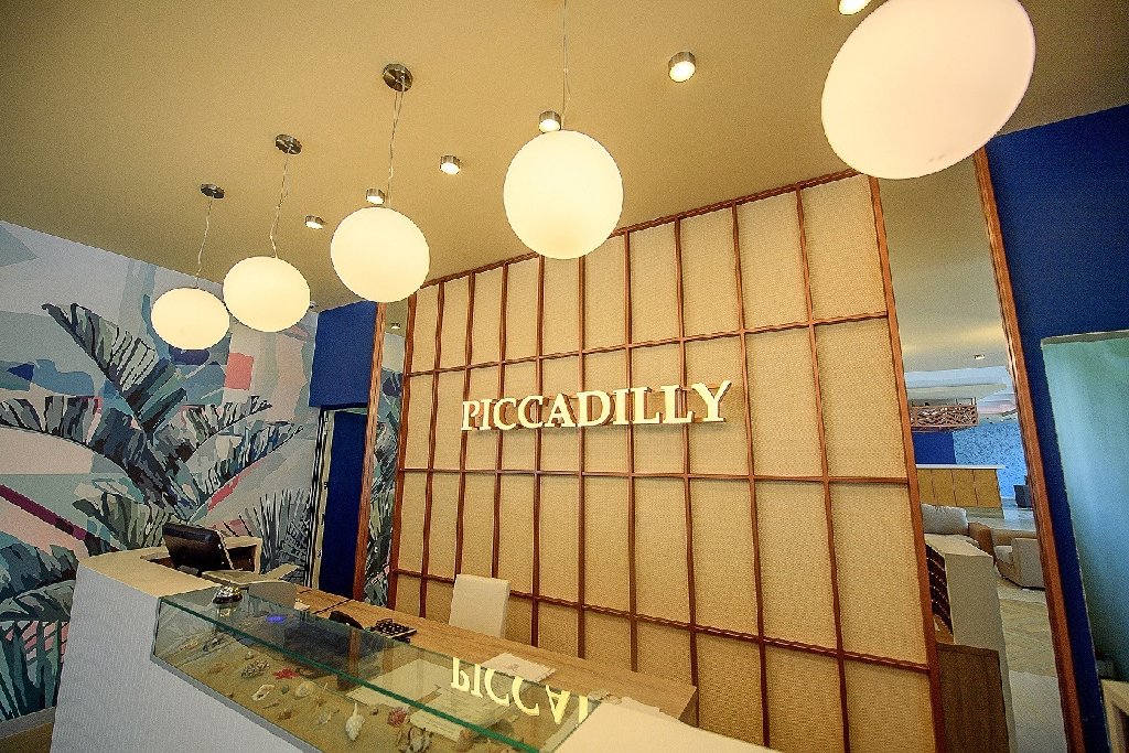 PICCADILLY 2