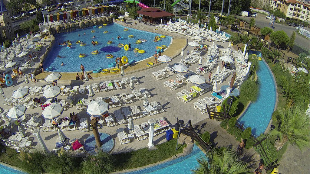 AQUA NEVIS 3