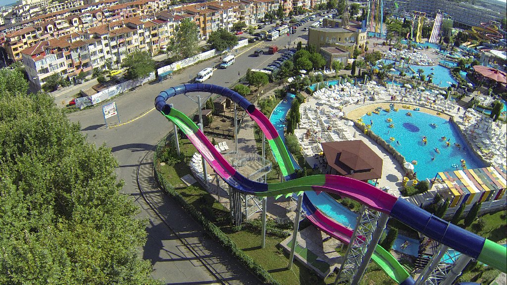 AQUA NEVIS 4