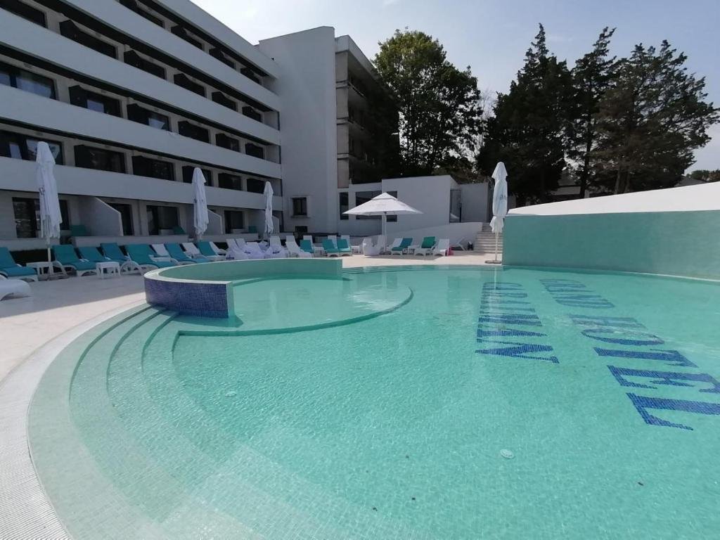 GRAND HOTEL CARAIMAN 5