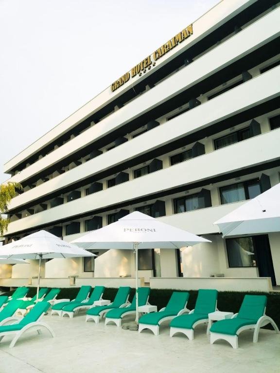 GRAND HOTEL CARAIMAN 6