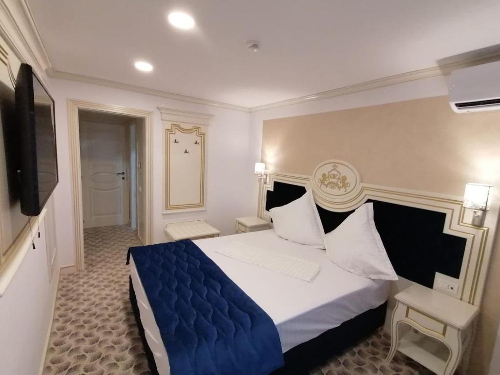 GRAND HOTEL CARAIMAN 14