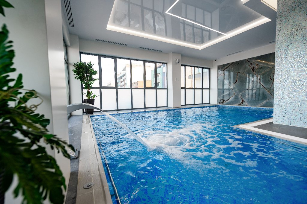 MIRAGE BEACH SPA 30