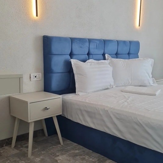 MOJO RESORT CM 3
