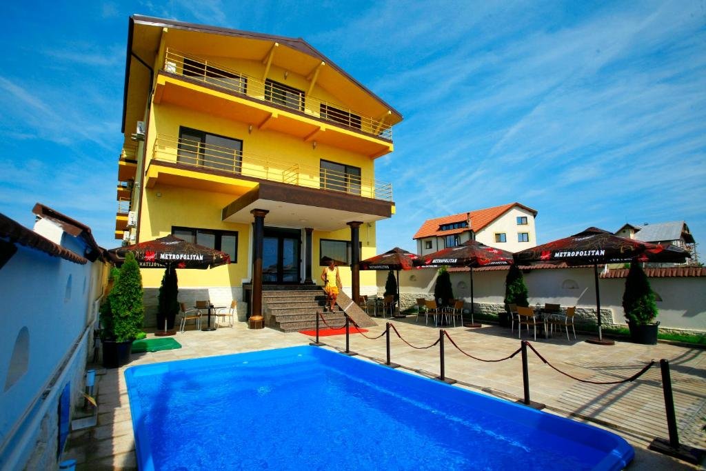 PENSIUNEA SIERA 1